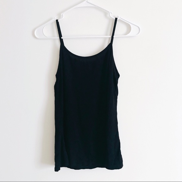 Spaghetti strap camisole top - Picture 2 of 3